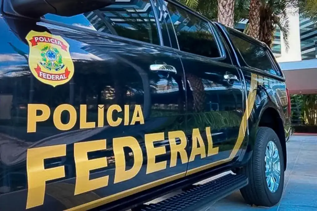 Colombiano preso em piripiri: Viatura da Polícia Federal em operação de prisão em Piripiri