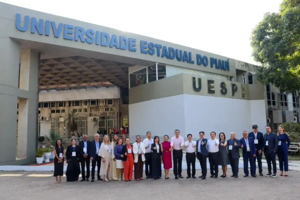 Instituto confúcio uespi teresina: UESPI e Fujian Normal University avançam parceria Instituto Confúcio