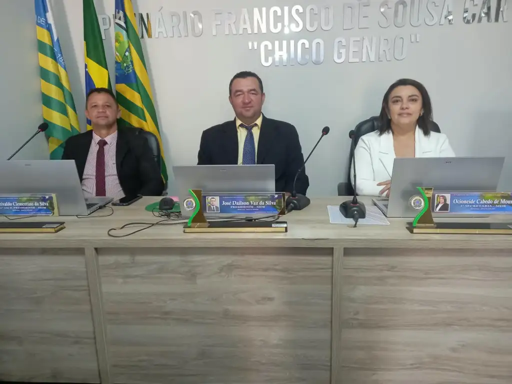 Falta de água em pajeú do piauí: Vereadores de Pajeú do Piauí debatem falta de água em sessão