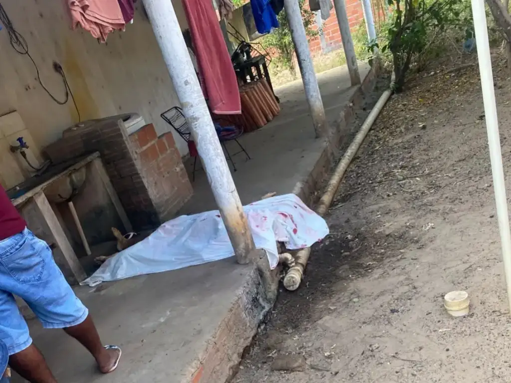 Assassinato em monsenhor gil: Corpo de homem assassinado em Monsenhor Gil, Piauí