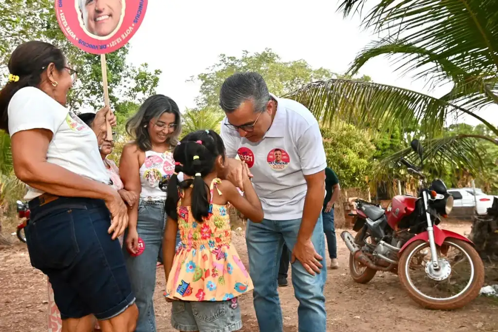 Dr. vinicius visita zona rural de teresina: Deputado Dr. Vinicius dialoga com moradores em Teresina