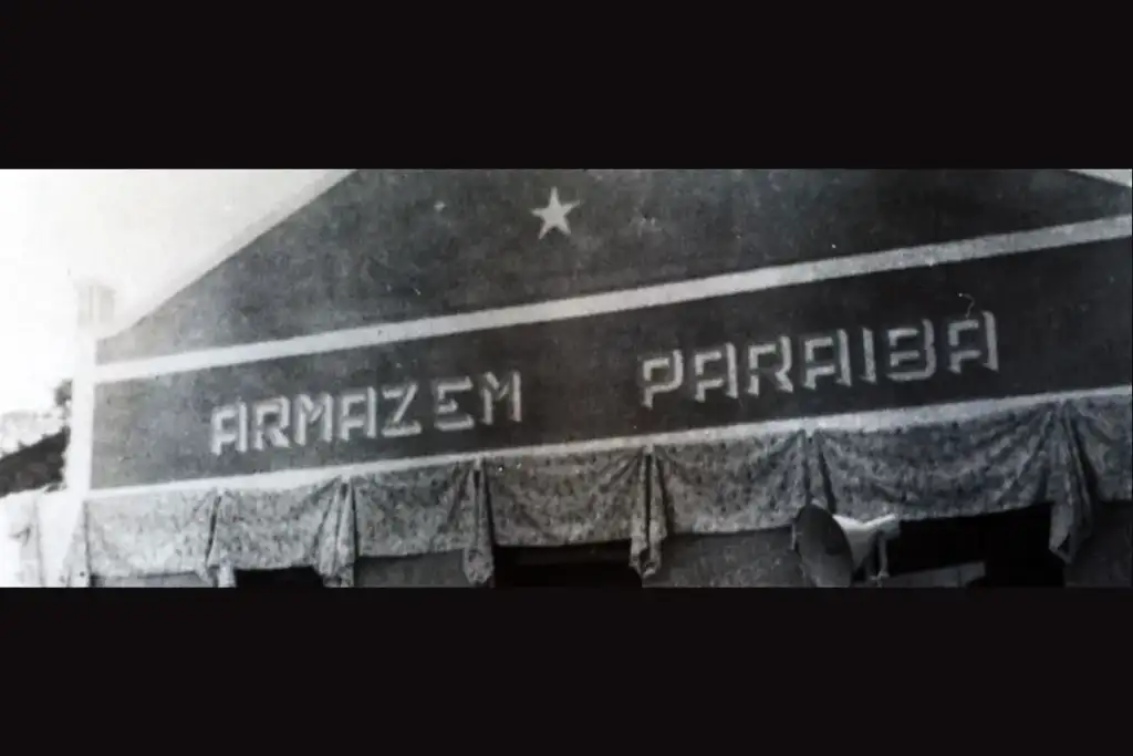 Armazém paraíba história e expansão: Primeira loja Armazém Paraíba fundado irmãos Claudino