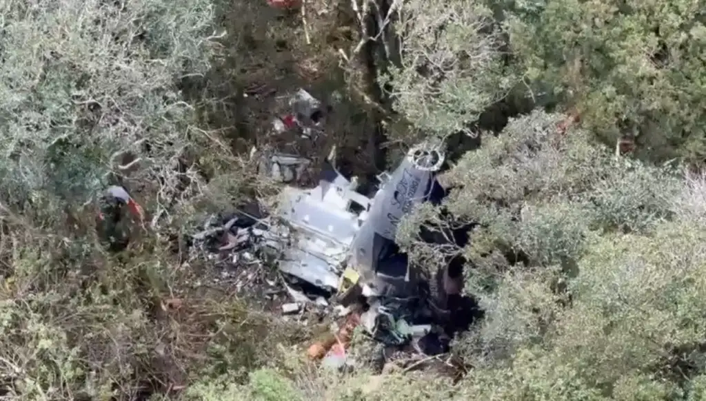 Rick sollo morre queda helicóptero urubici: Destroços helicóptero Rick Sollo Urubici Santa Catarina