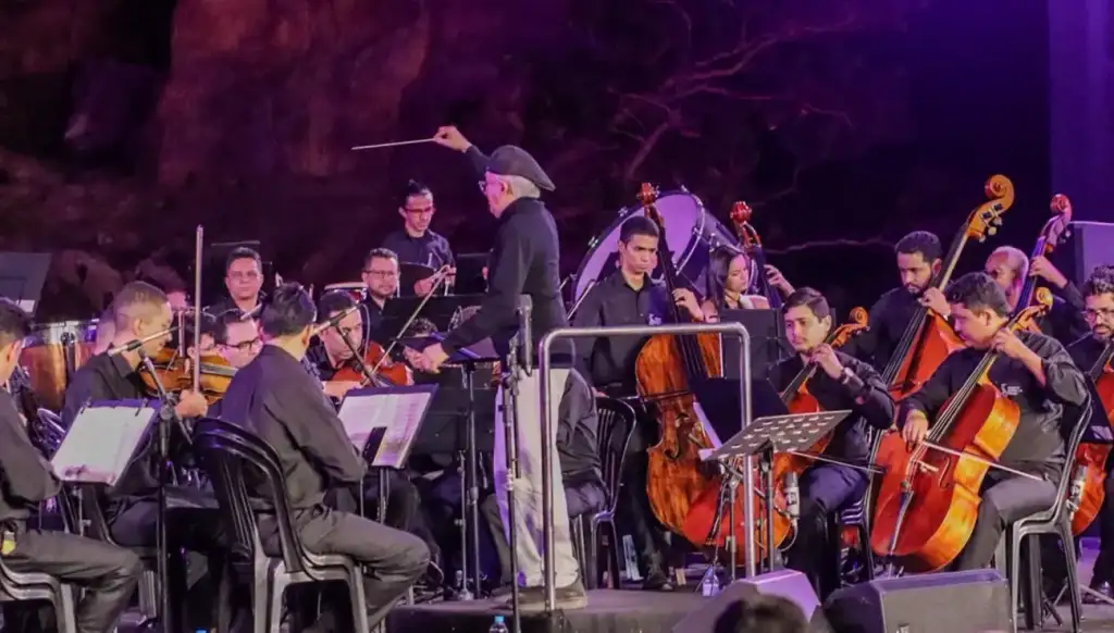Orquestra sinfônica na pedra do castelo: Orquestra Sinfônica de Teresina celebra aniversário Castelo do Piauí