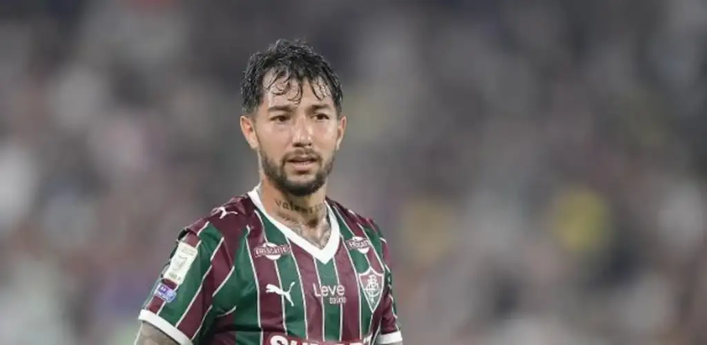 Lucho Acosta decide clássico Fluminense Vasco Brasileirão