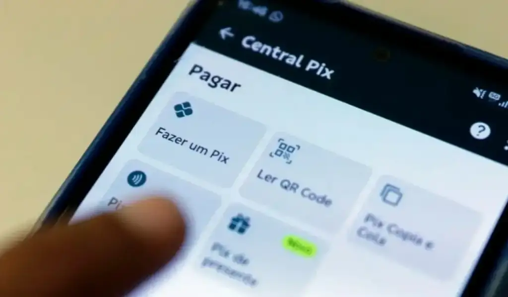 Prazo para contestar devolução de pix: Aplicativo Pix no celular e novo prazo devolução