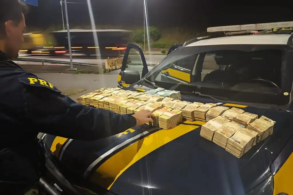 Dinheiro apreendido na br-381 em perdões: PRF apreende R$ 870 mil em dinheiro na BR-381.