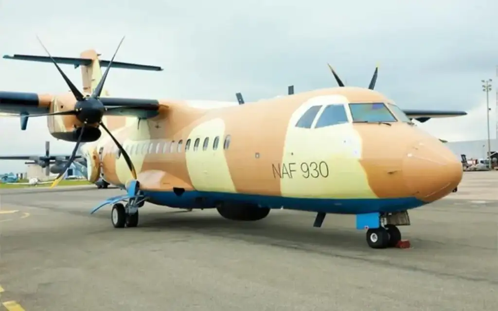 Avião militar cai na nigéria: Avião militar da Nigéria após acidente fatal