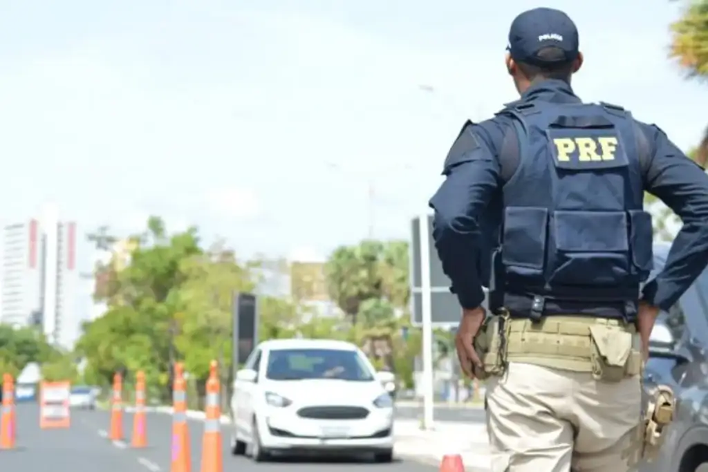 Operação dia do piauí 2026 prf: PRF fiscaliza rodovias do Piauí em Operação Dia do Estado