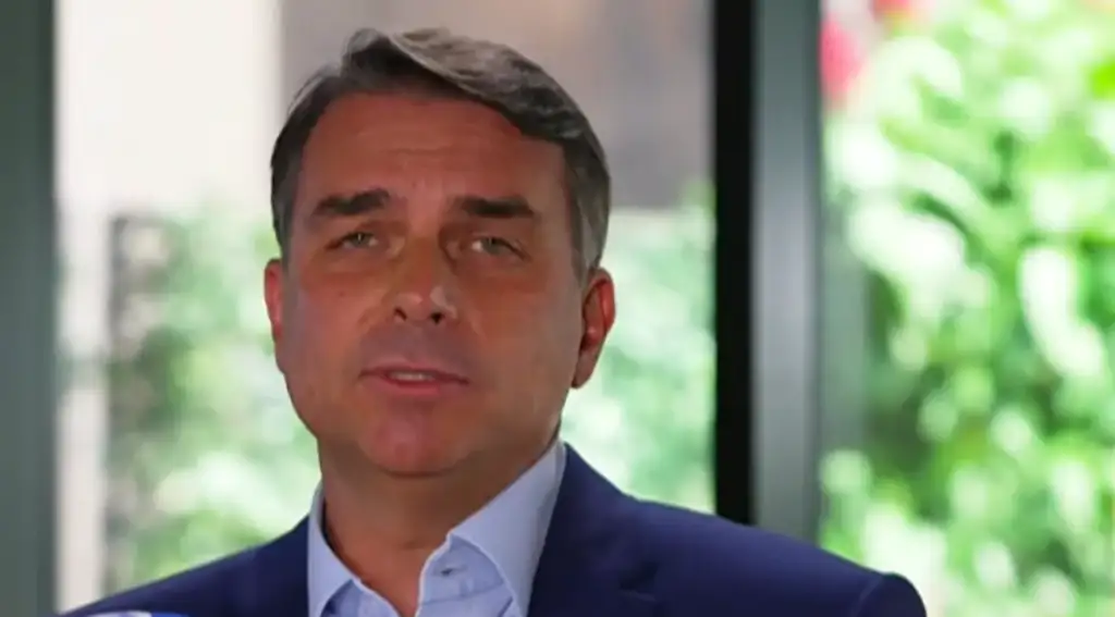 Flávio bolsonaro revogar impostos lula: Flávio Bolsonaro anuncia plano econômico para revogar impostos