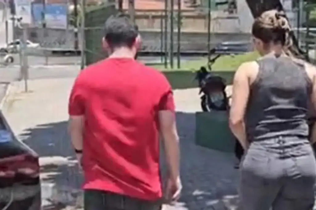 Golpe das milhas contra agência de teresina: Mulher suspeita de golpe das milhas sendo conduzida